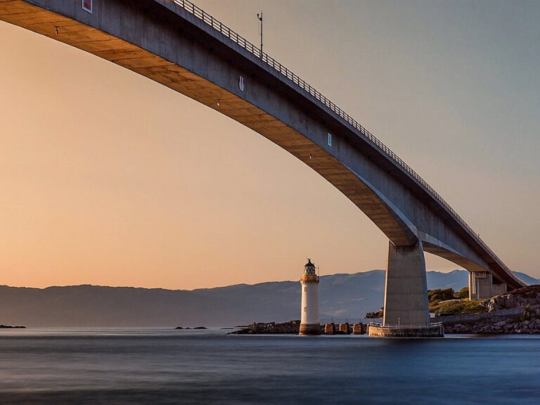 Brücke in den Lofoten