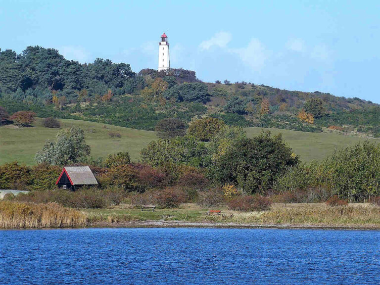 Der Leuchtturm am Dornbusch auf Hiddensee