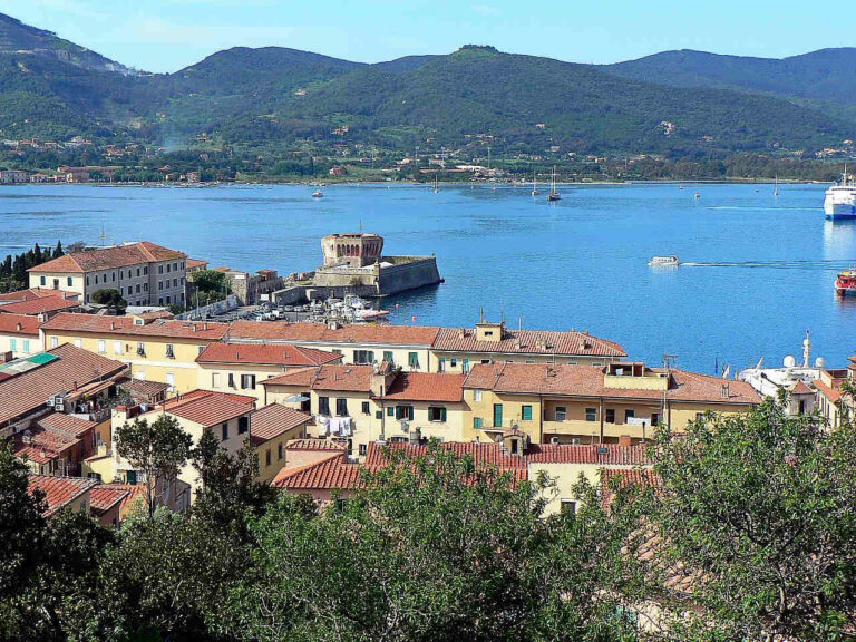 Blick auf Portoferrio